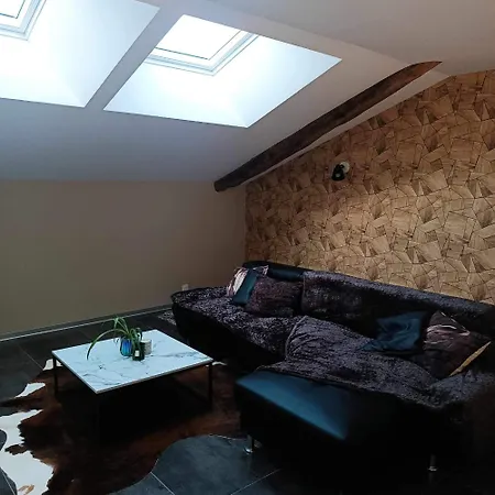 Daire La Grange Du Reval *